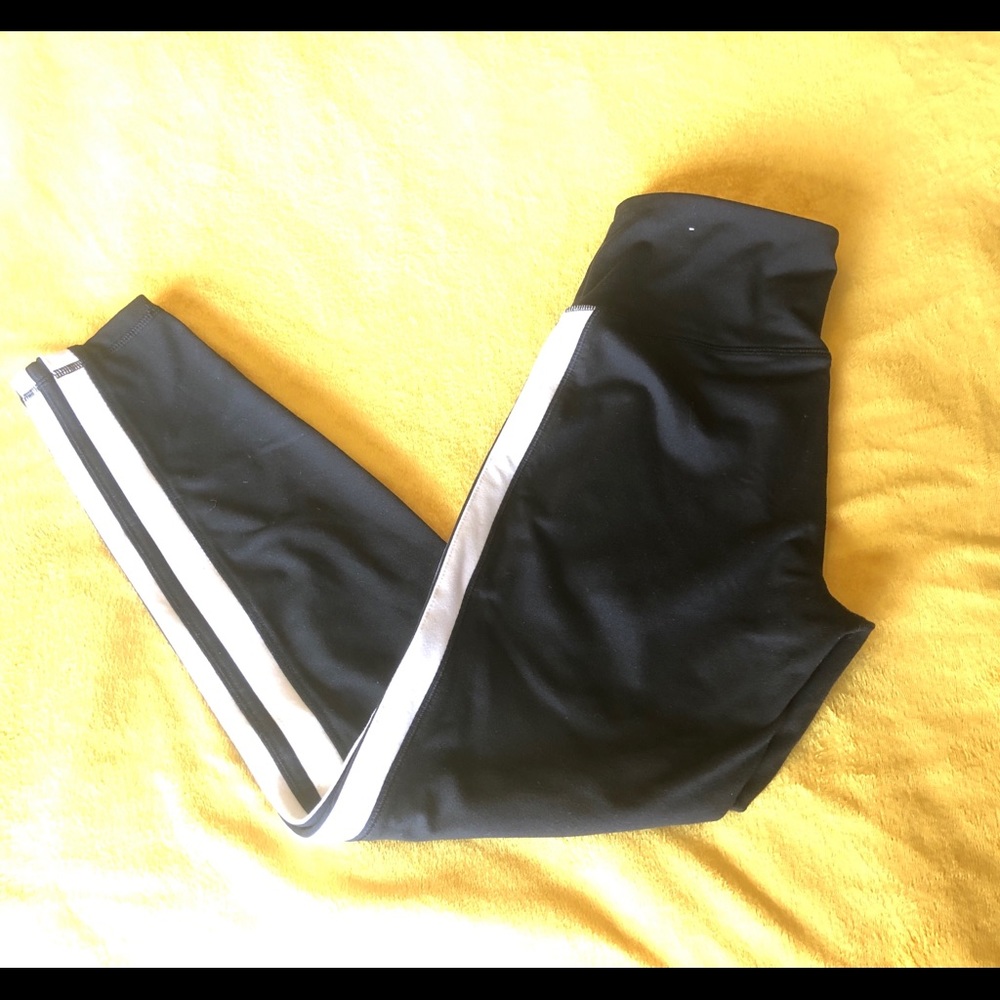 Black and white side stripe legging
